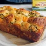 Jalapeño Cheddar Cottage Cheese Pull-Apart Bread