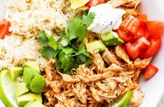 Easy Chicken Tinga Recipe