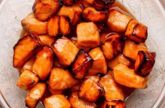 Honey Sriracha Salmon Bites (Air Fryer Appetizer!)